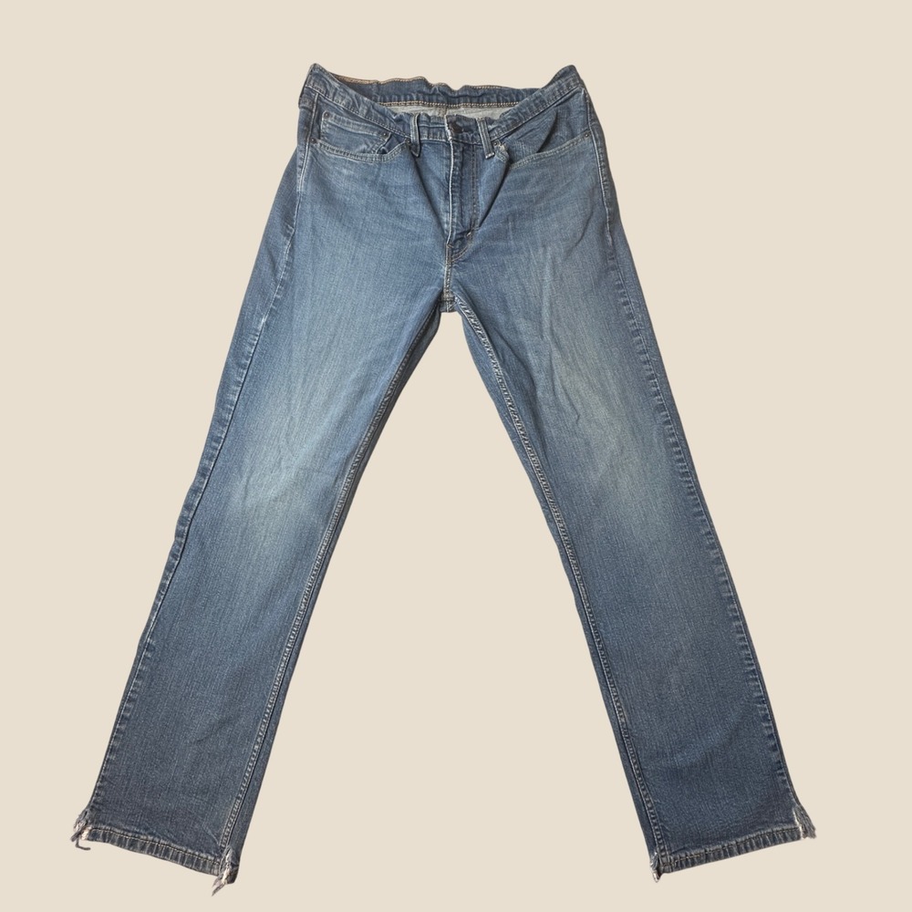 Levi's 514 Jeans Mens 34x32 Straight Fit Blue Medium Wash Distressed Hem Denim